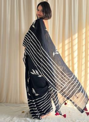 Black hand block printed mulmul cotton saree with blouse piece 2
