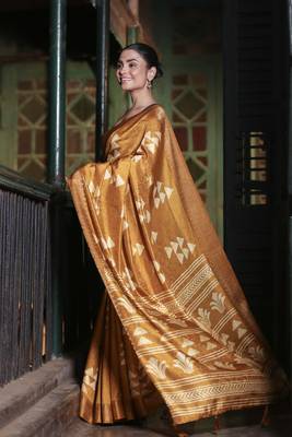 Mustard abstract print soft silk saree with zari border with blouse piece 3