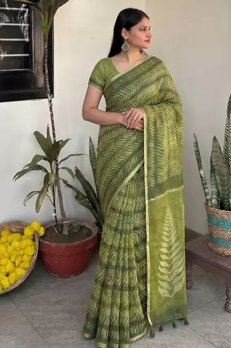 Green leheriya chanderi cotton saree with blouse piece