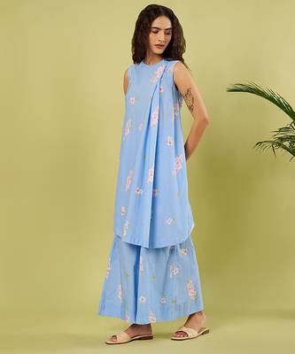 Light blue floral printed cotton kurta and palazzo pant 2