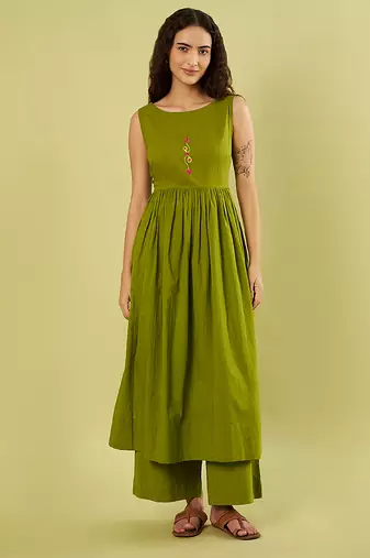 Olive green handwoven cotton high slit kurta and pant