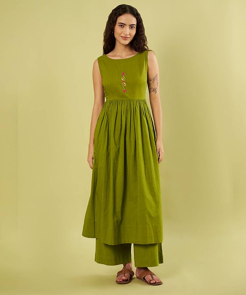 Olive green handwoven cotton high slit kurta and pant