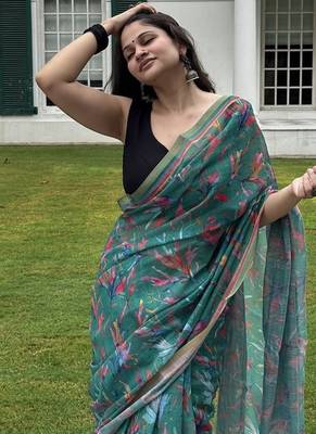 Green floral linen blend saree with blouse piece 2