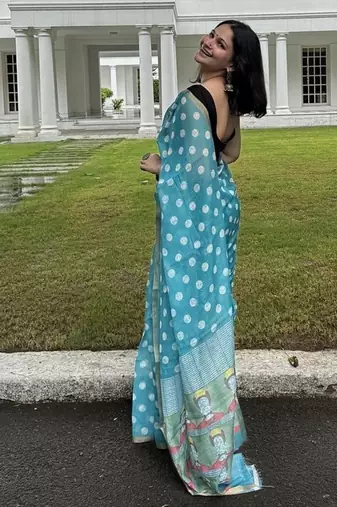 Blue polka dot linen blend saree with blouse piece