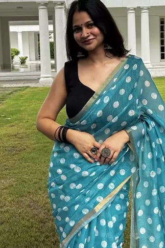 Blue polka dot linen blend saree with blouse piece