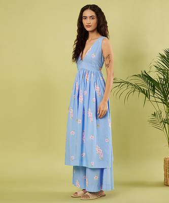 Light blue floral printed cotton kurta and palazzo set 3