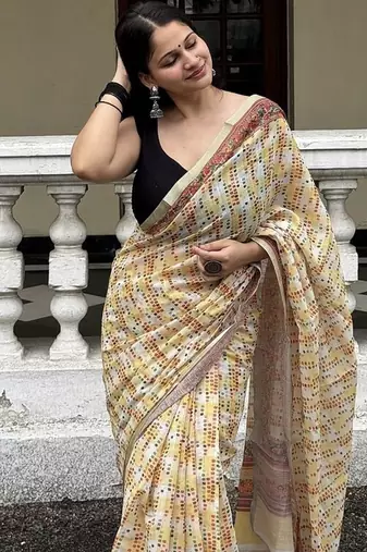 Yellow checked linen blend saree with blouse piece