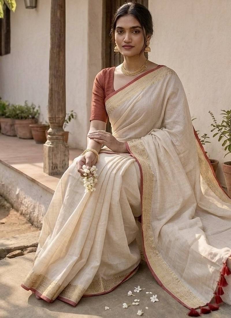White & red handloom mul cotton saree