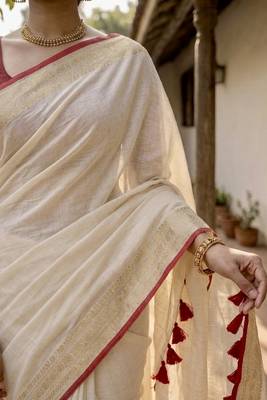 White & red handloom mul cotton saree 5