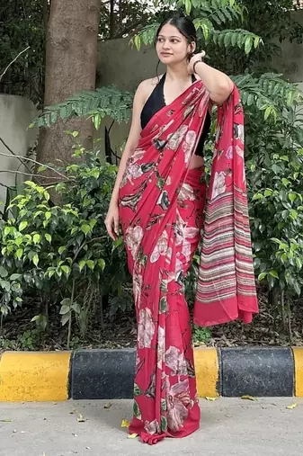 Magenta floral printed georgette saree with blouse piece
