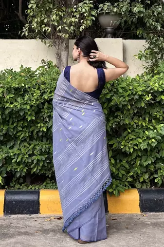 Blue handwoven cotton saree with blouse piece