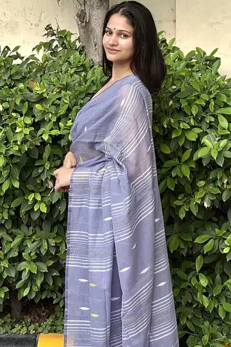 Blue handwoven cotton saree with blouse piece