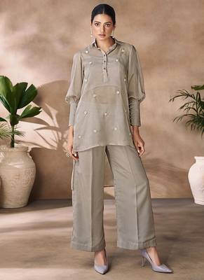 Green hand-embroidered organza co-ord set 5