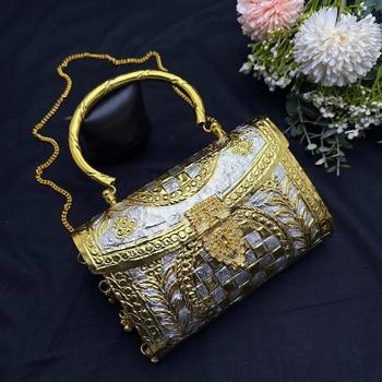 Vintage Style Dual-Tone Metal Clutch | Ornate Gold and Silver Evening Bag 2