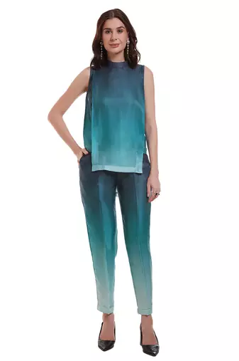 Blue gradient sleeveless pants set