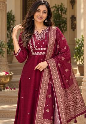 Women s wine premium rayon embroidered kurta pant set with dupatta | ethnic wear suit set 5