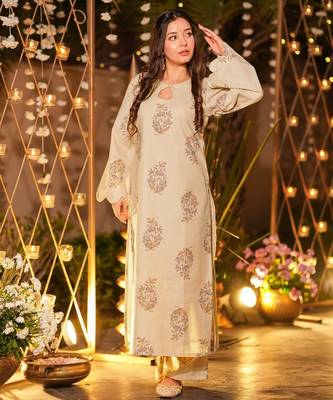 Cream digital printed muslin straight kurta with bottom set 1
