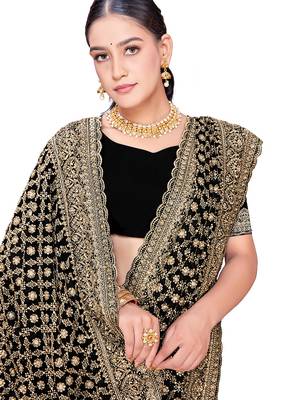 Designer black zari embroidery zarkan work georgette saree 4