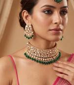 Emerald green stones polki band choker necklace set with maang tikka