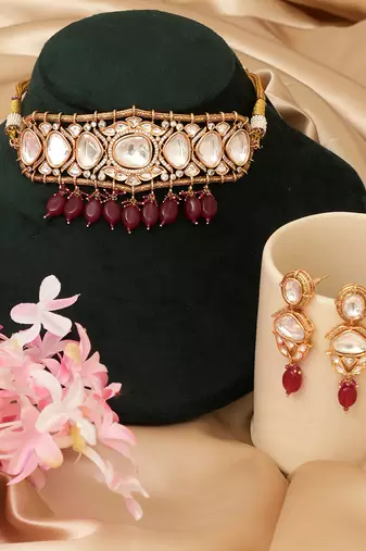 Gold plated maroon beaded polki kundan choker necklace set
