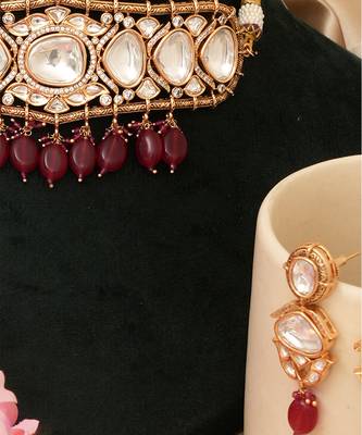 Gold plated maroon beaded polki kundan choker necklace set 3