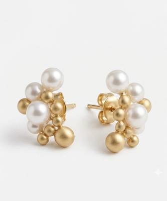Gold plated cluster pearl stud earrings 2