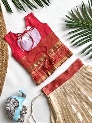 Beautiful girl’s set crafted in soft woven fabric features elegant panel work and fine detailing, 2