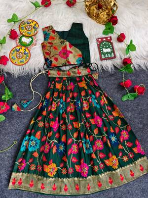 Girls green floral woven lehenga choli set with tie-up top & flowy skirt 1