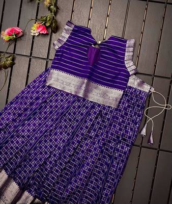 Girls violet woven kanchipuram style lehenga set with silk skirt, crop top & latkans 3