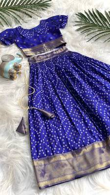 Girls violet bandhani skirt and top set with radha krishna motif back design 1