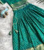 Girls rama bandhani skirt and top set with radha krishna motif back design
