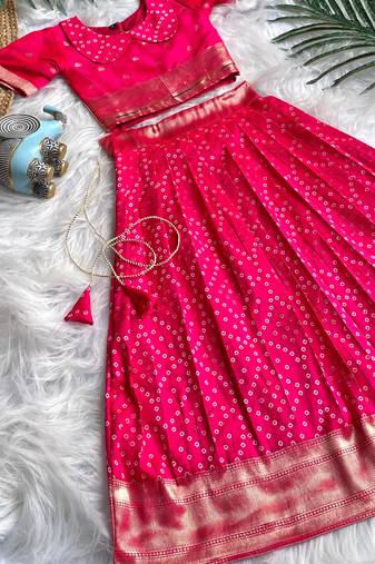 Girls pink bandhani skirt and top set with radha krishna motif back design
