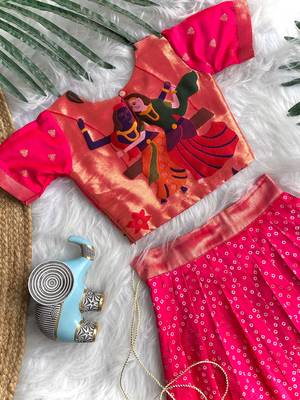 Girls pink bandhani skirt and top set with radha krishna motif back design 2