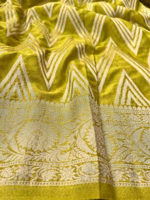 Lime Green Woven Golden Zari Chevron Pattern Design Fabric Pure Soft Chinon/Georgette Saree With Blouse Unstitched 5