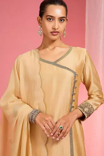 Beige chanderi hand embroidered kurta set
