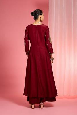 Dark maroon hand embroidered viscose dupion silk kurta sharara set 3