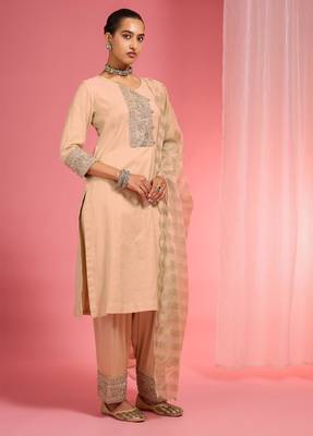 Beige  chanderi hand embroidered kurta set 5