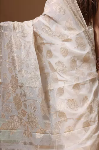 Off-white mal chanderi with applique work saree with blouse piece