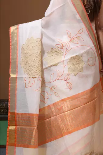 Off-white mal chanderi with applique work saree with blouse piece