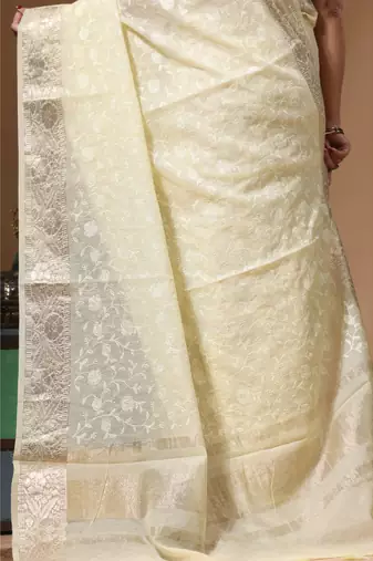 Lemon yellow mal chanderi with chicken kari saree with blouse piece