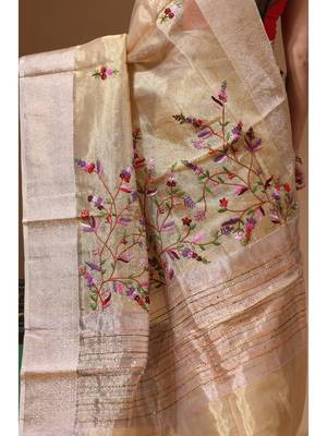 Beige pure tissue with kantha work saree with blouse piece 4