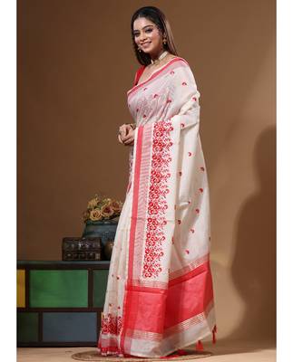 Off-white supernet with computer embroidery saree with blouse piece 2