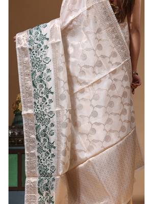 Off-white banarasi silk (jacquard) with computer embroidery saree with blouse piece 4