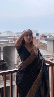 banarasi silk blend black color woven saree with blouse 2