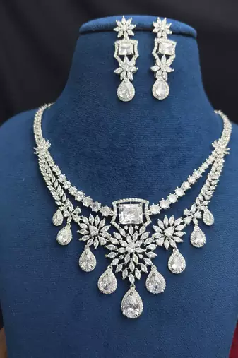 crystal bridal necklace earrings set cz rhinestone choker floral teardrop design