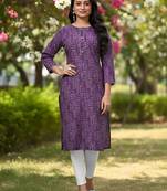 Purple cotton blend geometric printed kurta for women