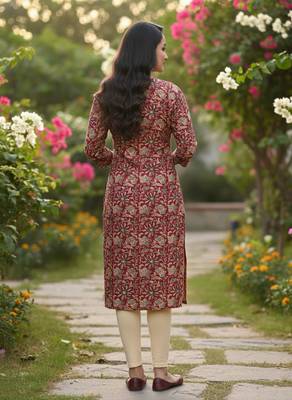 Maroon cotton blend geometric printed kurta for women 3