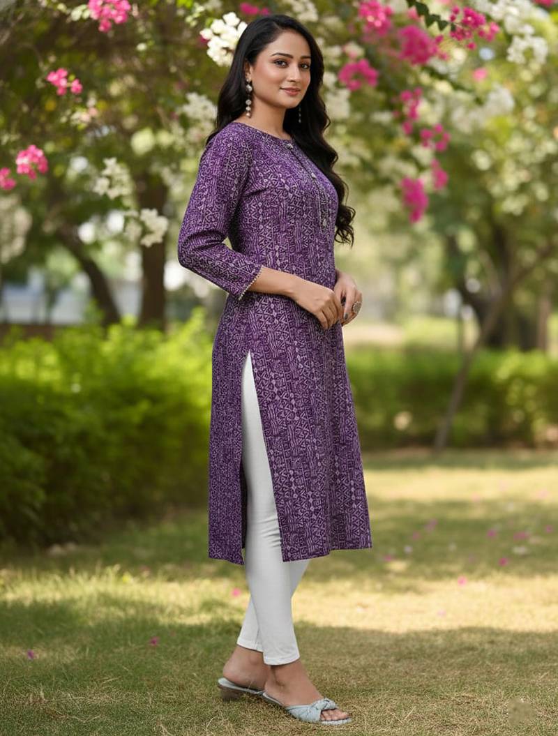 Purple cotton blend geometric printed kurta for women