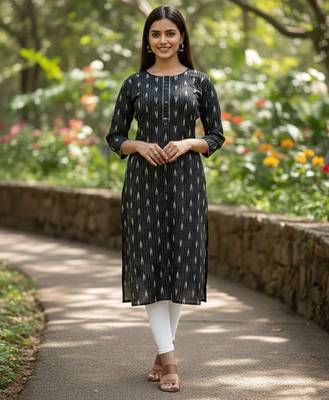 Black cotton blend geometric printed kurta for women 1