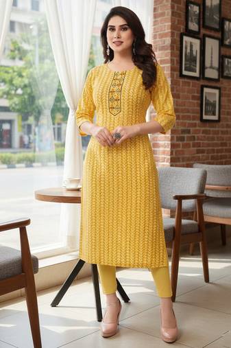 Yellow cotton blend geometric printed kurta for women